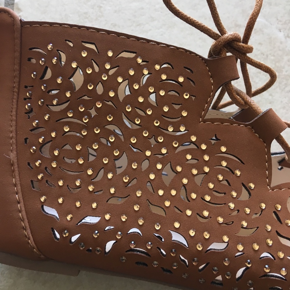 🔥Sale🔥Tan lace up flats - Picture 4 of 4